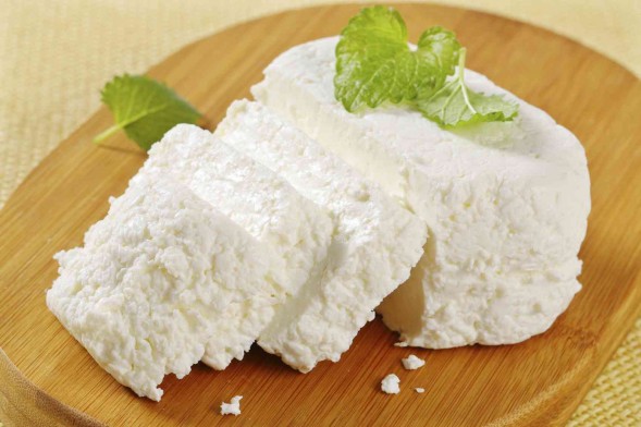 TrendMantra article153_15-589x392 15 Well-Known Cheeses Around The World 