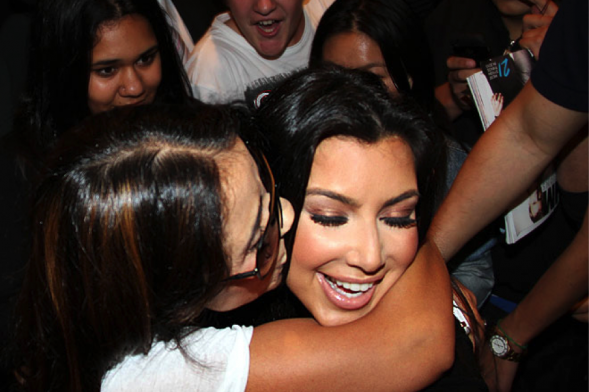 TrendMantra article171_8-589x392 The Ephemeral Charm And Luxury Of Being Kim Kardashian 