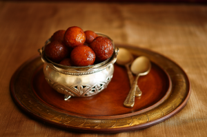 TrendMantra article183_2-300x199 20 Indian Must-Have Desserts 