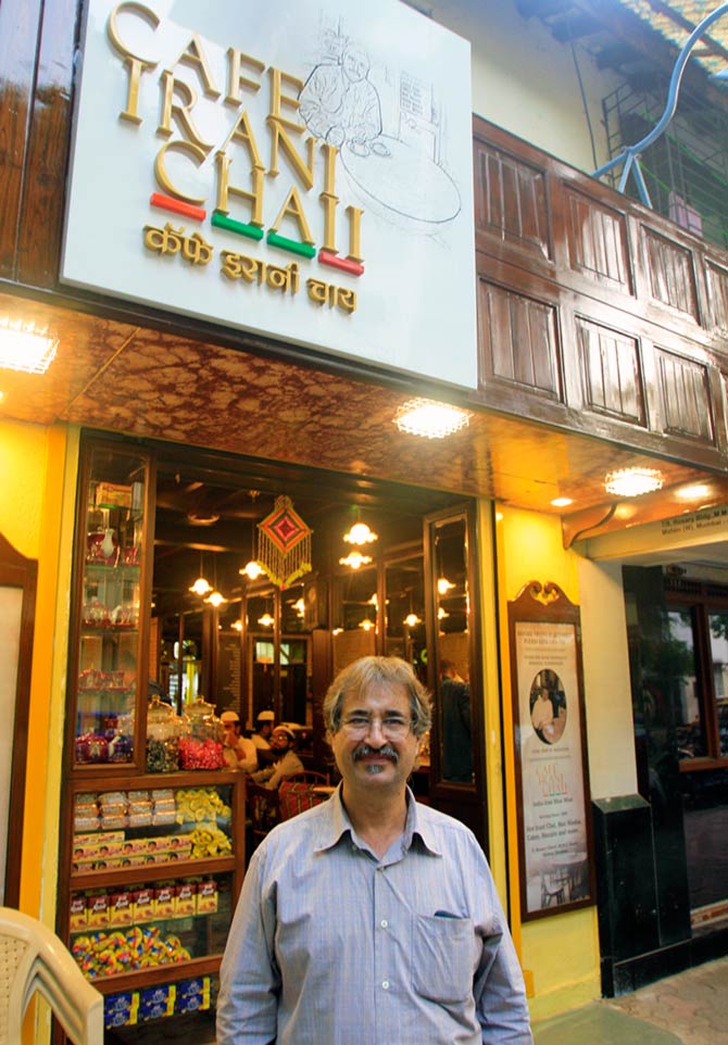 TrendMantra article206_4 12 Parsi Food Gems In Mumbai: Must Try 