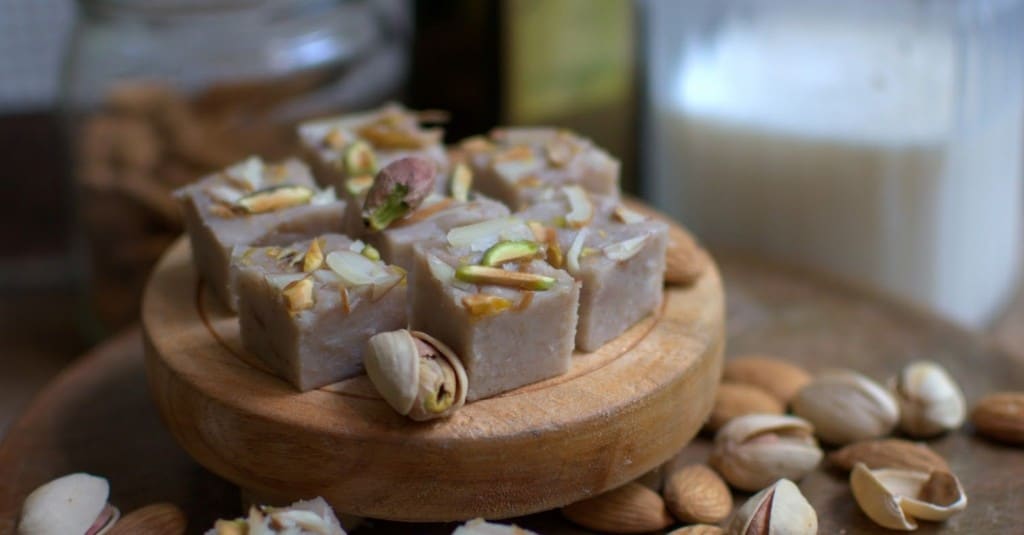 TrendMantra article239_3-1024x535 12 Unheard But Mouth-Watering Indian Desserts 