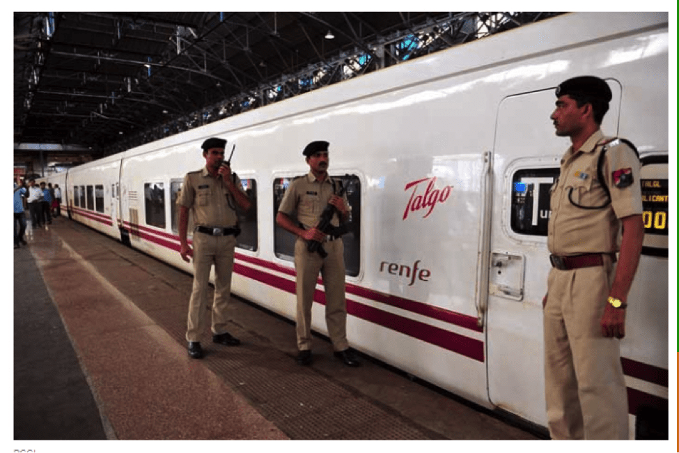 TrendMantra article_429_3 Spotlight: A Train Faster Than Rajdhani Express 
