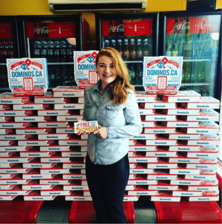 TrendMantra article_459_2 Meet The “Pizza Queen”!! This Girl Won FREE Pizza For A Year And You Can Win Too, But How? 