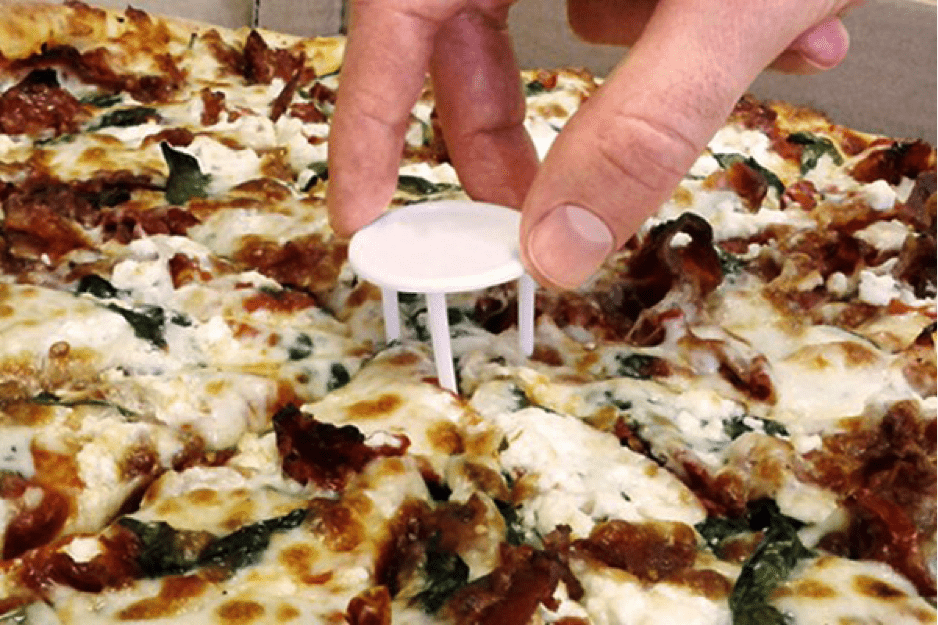 TrendMantra article_464_1 Ever Wondered Why Pizza Comes With A White Plastic? Click Here To Find Out 