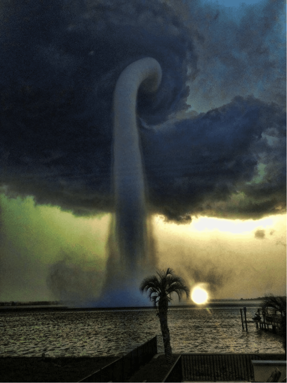 TrendMantra article_508_3 Terrifyingly Amazing: 12 Times Nature Showed Its Wrath! It's Angry, Really Angry 