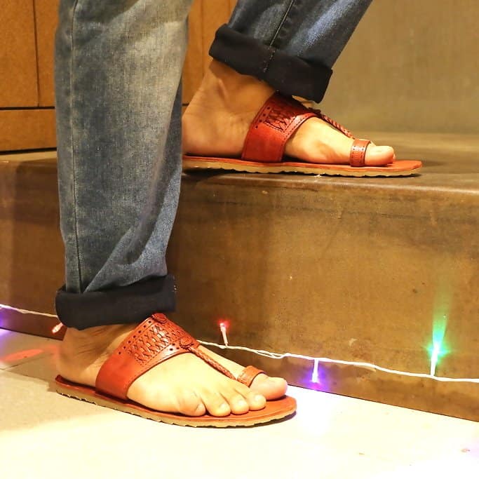 Looking For Traditional Kolhapuri Shoes For The Festive Season? We Have The Right Tips For You