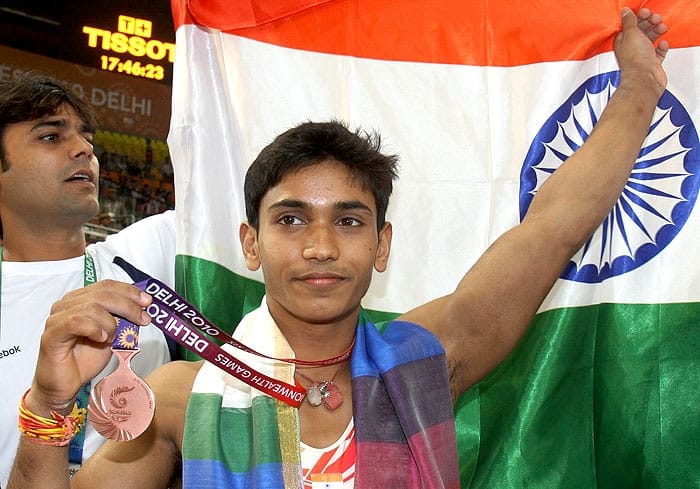 TrendMantra a2012_8 8 Sports Heroes Who Were The 1st Ones To Place India On The Podium In Their Respective Sports 