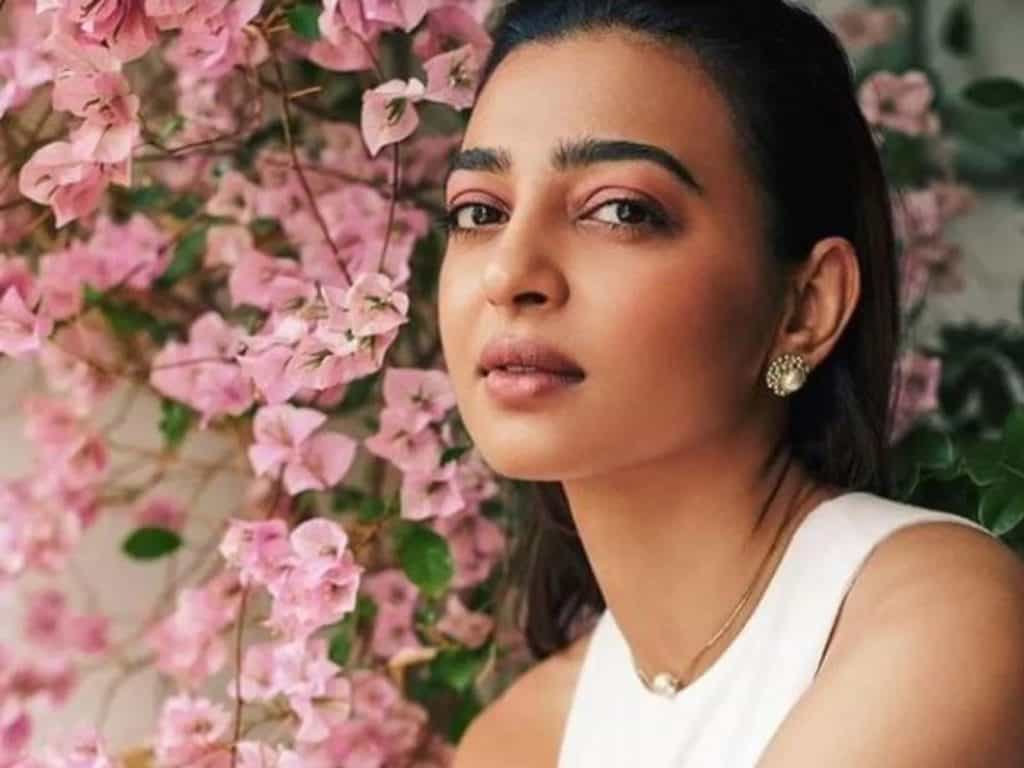 TrendMantra radhika-apte-1024x768 5 Underrated But Super Talented Bollywood Actors You Just Can’t Stop Adoring 