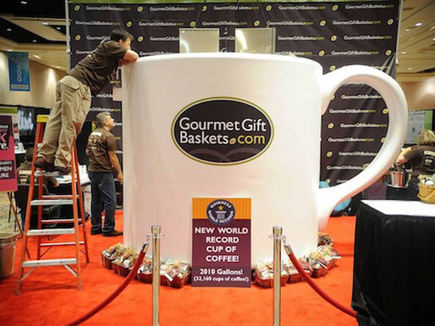 TrendMantra worlds-largest-cup-of-coffee.0 7 Weird But Interesting Facts About Coffee We Are Sure You Didn't Know About 