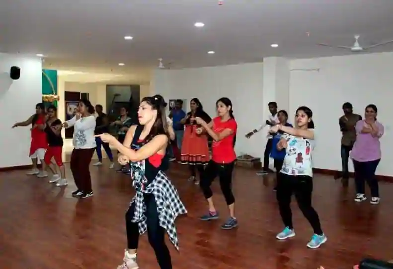 dance classes in noida